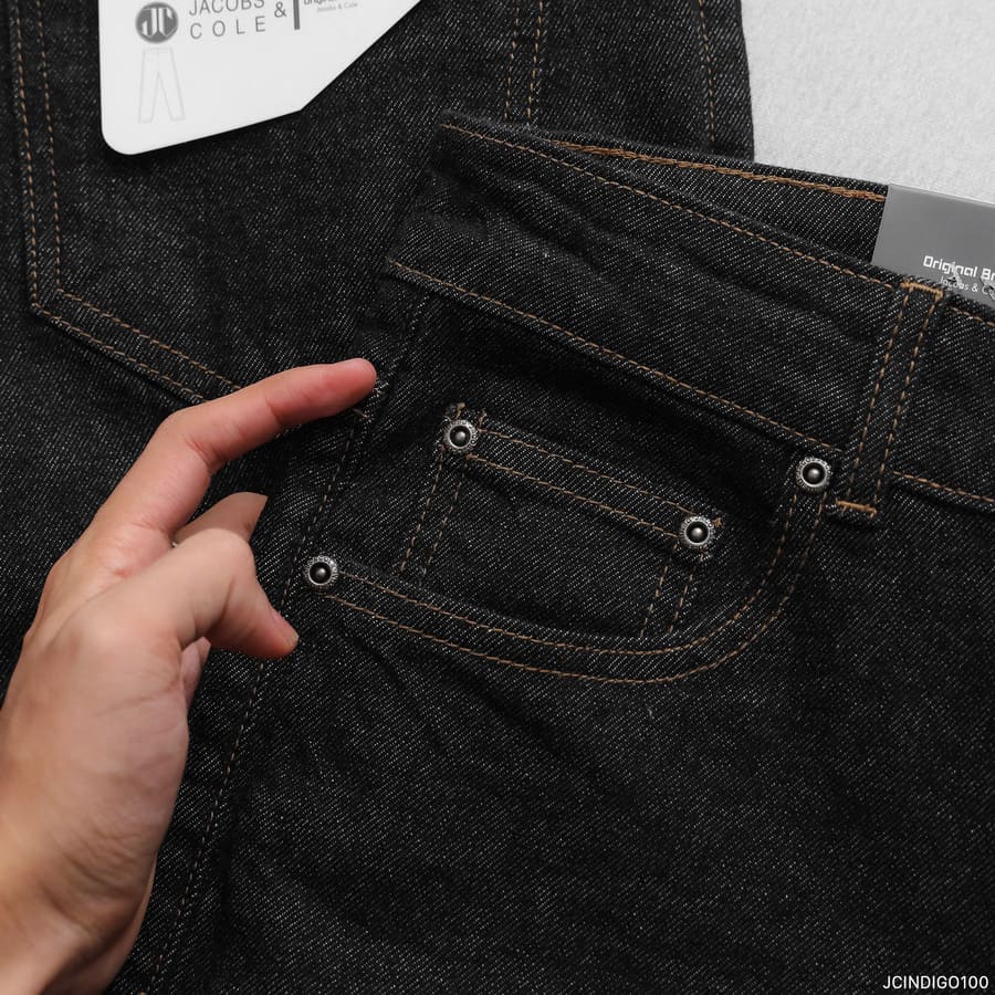 Quần jean Jacobs Cole đen trơn muối tiêu ống slim co giãn mang phong cách hiện đại