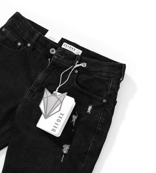 Quần short jean defoxx rách đùi màu đen