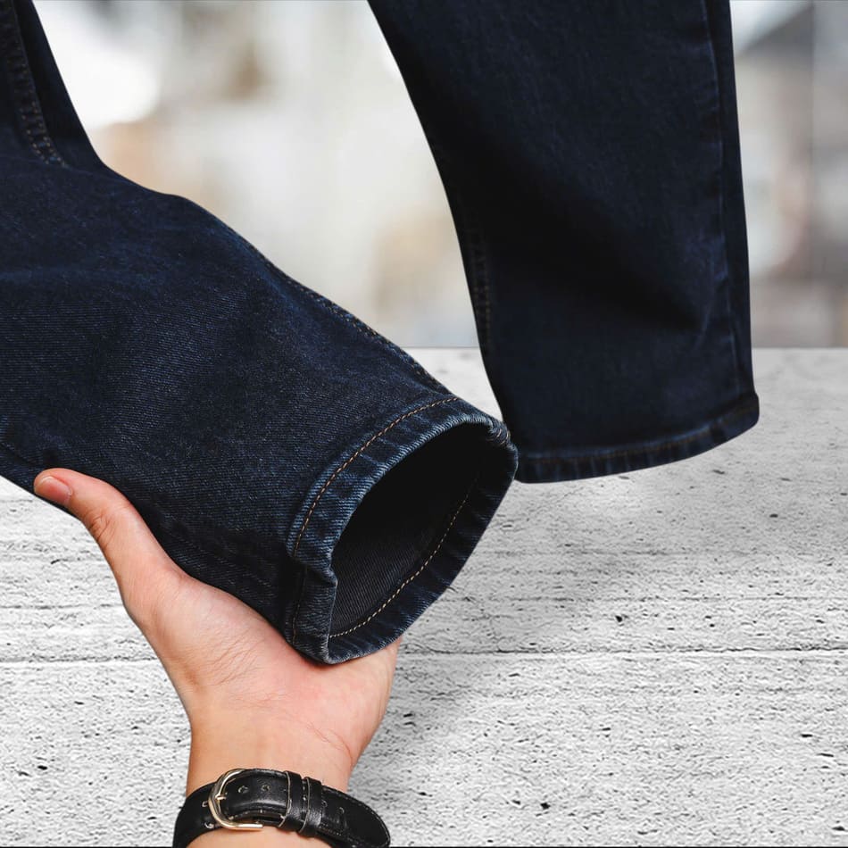 Một chiếc quần jean bền màu không chỉ giúp bạn tiết kiệm mà còn giữ trọn phong cách cá nhân