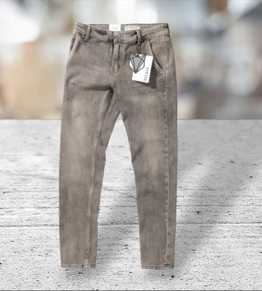 Quần jean Defoxx ống ôm 251125